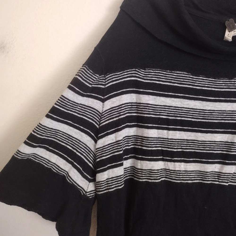 Free People Black White Sea Side Striped Cotton Linen Blend Sweater Size Large